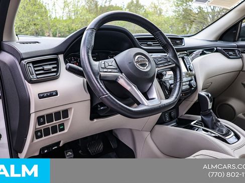 Used 2018 Nissan Rogue Sport SL image 22