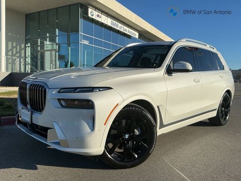 Certified 2023 BMW X7 xDrive40i w/ Premium Package image 1