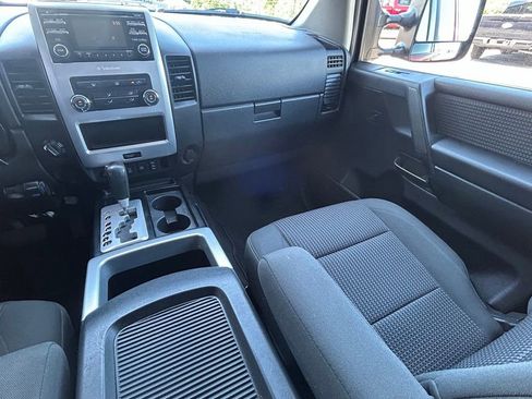 Used 2014 Nissan Titan PRO-4X AWD/4WD image 11