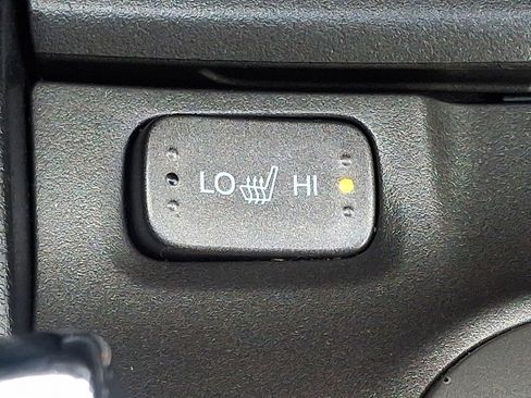 Used 2011 Honda Accord EX-L image 23