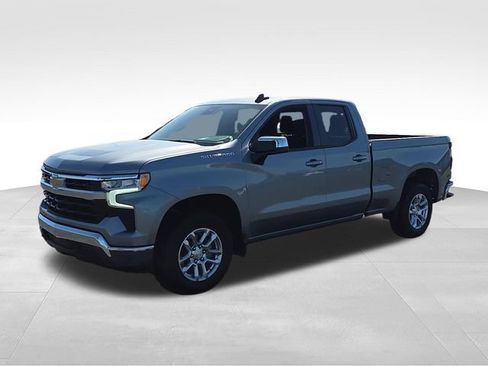 Used 2023 Chevrolet Silverado 1500 LT AWD/4WD image 7
