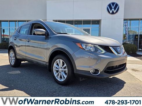 Used 2018 Nissan Rogue Sport SV w/ SV Technology Package image 1