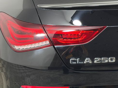 Used 2023 Mercedes-Benz CLA 250 image 25