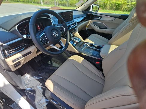 New 2026 Acura MDX SH-AWD image 17