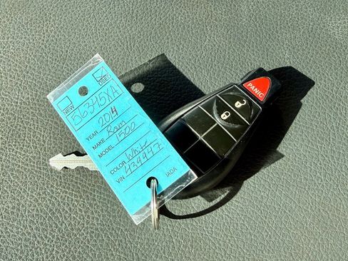 Used 2014 RAM 1500 Classic SLT image 25