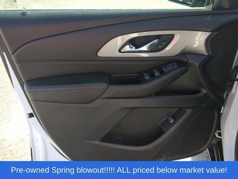 Used 2019 Chevrolet Traverse LT FWD image 20