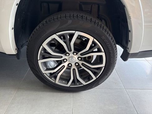 Used 2025 RAM 1500 Tungsten AWD/4WD image 15