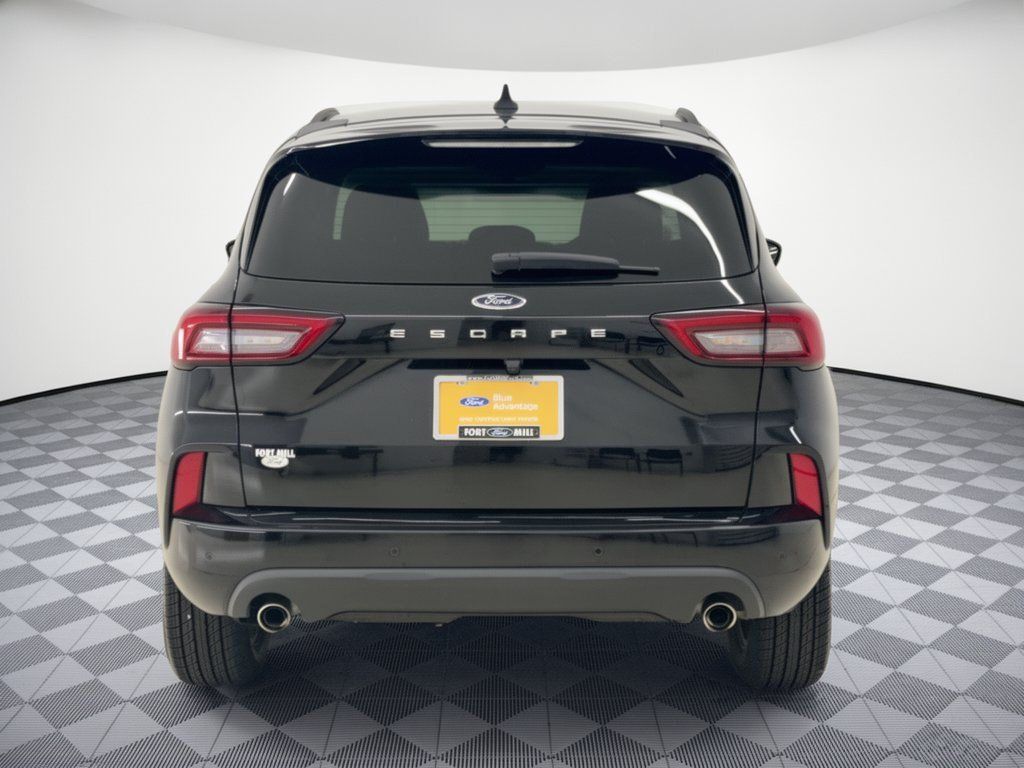 Certified 2023 Ford Escape ST-Line w/ Tech Pack #1 FWD image 11