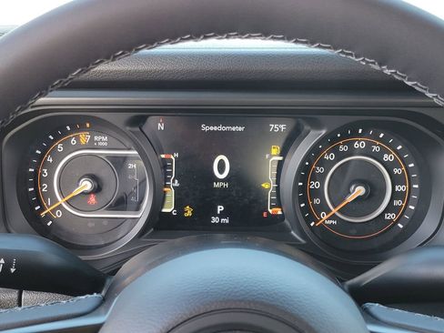 New 2026 Jeep Gladiator Sport image 7