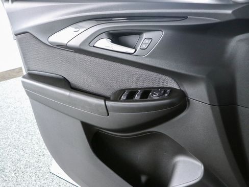 Used 2021 Chevrolet TrailBlazer LT w/ Premium Seating Package FWD image 21