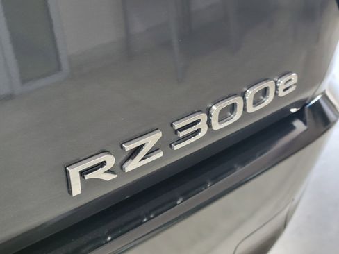 Certified 2025 Lexus RZ 300e w/ Accessory Package (2T) image 5