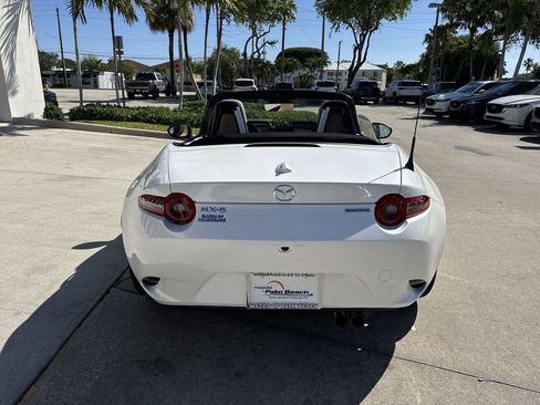 New 2026 MAZDA MX-5 Miata Grand Touring image 3