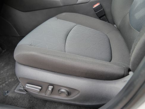 Certified 2025 Toyota RAV4 XLE image 21