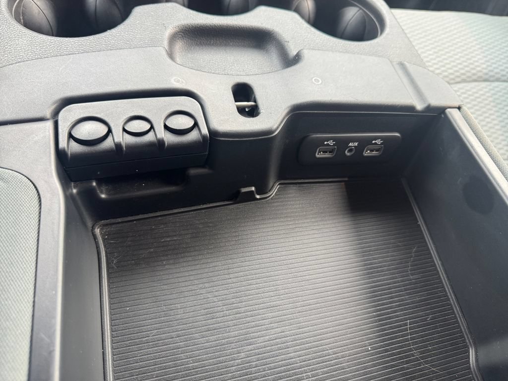 Used 2019 RAM 1500 Express w/ Wheel & Sound Group AWD/4WD image 25