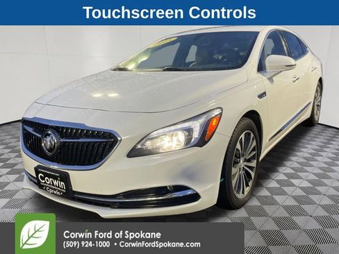 Used 2018 Buick LaCrosse Essence image 5