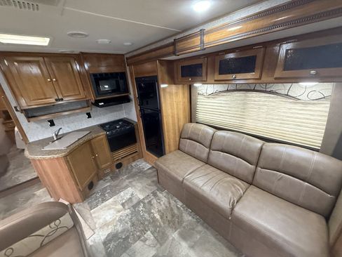 Used 2017 Ford E-450 and Econoline 450 Super Duty w/ Motorhome Prep Package RWD image 68