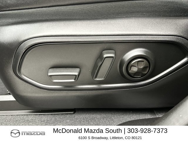 Used 2024 Jeep Grand Cherokee Limited AWD/4WD image 12