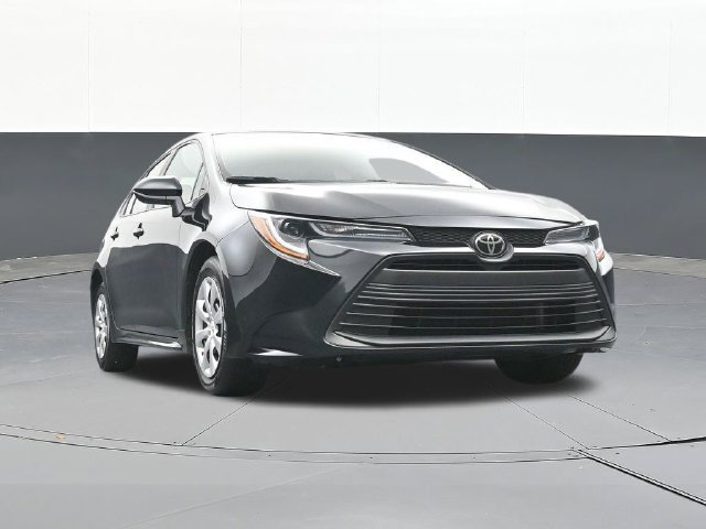 Used 2025 Toyota Corolla LE FWD image 49