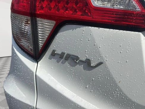 Used 2019 Honda HR-V EX-L image 6