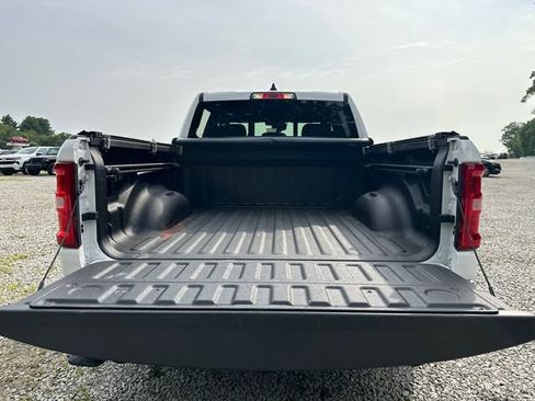Used 2025 RAM 1500 Big Horn AWD/4WD image 15