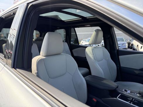 Used 2025 Lexus TX 350 AWD w/ Technology Package image 12