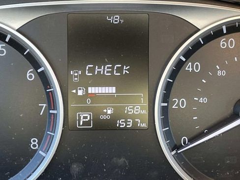 Certified 2025 Nissan Kicks Play S image 31