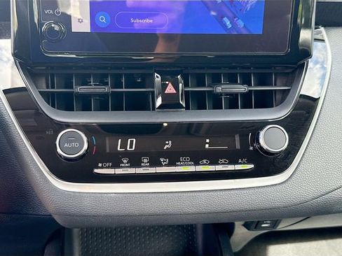 Used 2024 Toyota Corolla LE FWD image 15