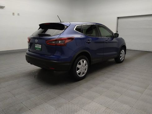 Used 2021 Nissan Rogue Sport S image 9