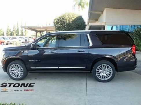 New 2025 GMC Yukon XL Denali w/ Sun & Power Step Package image 5