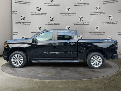 Used 2022 Chevrolet Silverado 1500 Custom AWD/4WD image 2