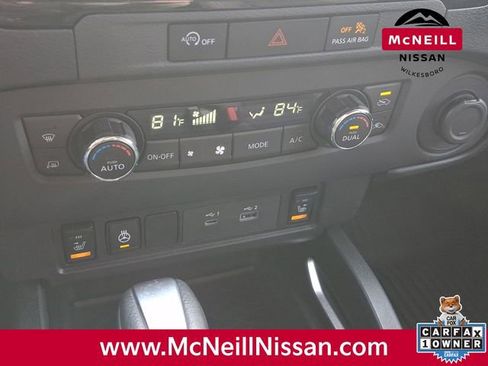 Used 2023 Nissan Frontier SV image 17