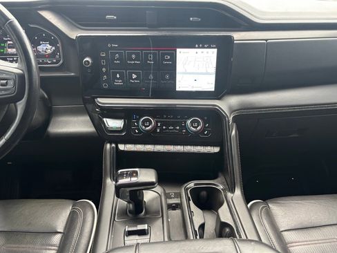 Used 2022 GMC Sierra 1500 AT4X image 3