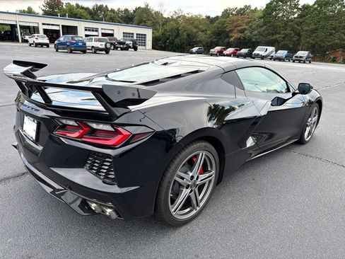 Used 2026 Chevrolet Corvette Stingray Coupe w/ 1LT RWD image 3