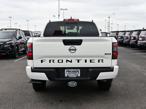 New 2026 Nissan Frontier SV w/ Tow Package image 7