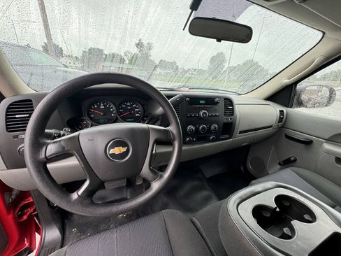 Used 2011 Chevrolet Silverado 1500 W/T RWD image 18