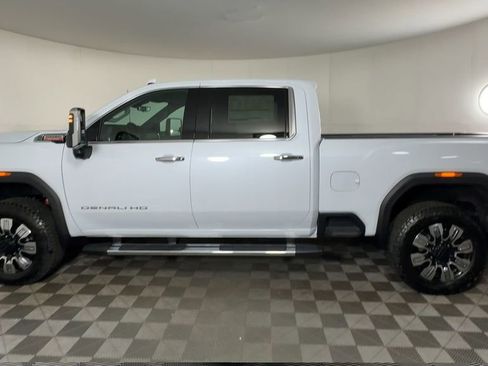 New 2026 GMC Sierra 2500 Denali w/ Denali Reserve Package AWD/4WD image 7
