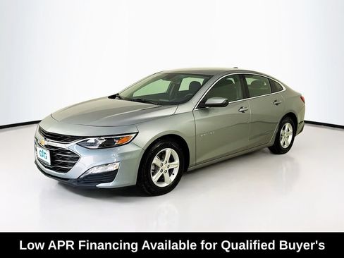Used 2024 Chevrolet Malibu LT FWD image 3