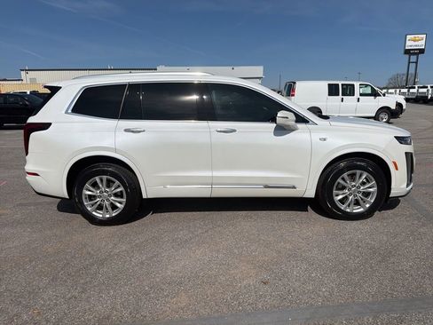 Used 2023 Cadillac XT6 Luxury image 5