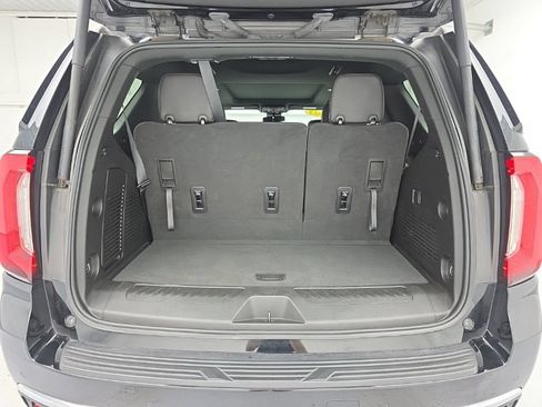 Used 2023 GMC Yukon SLT AWD/4WD image 49