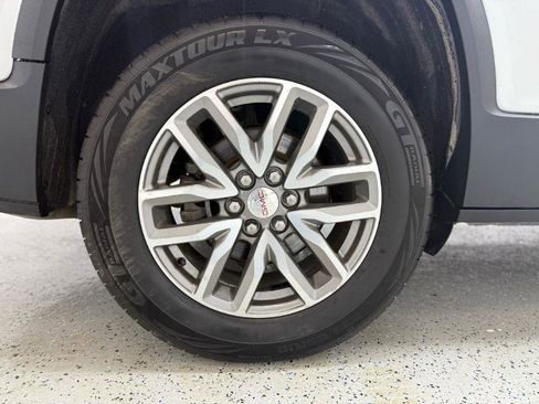 Used 2018 GMC Acadia SLE AWD/4WD image 34