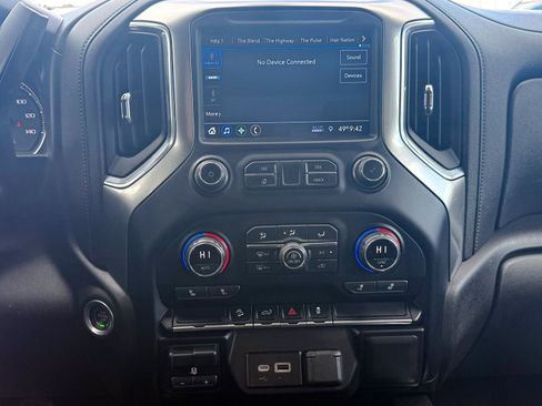 Certified 2021 Chevrolet Silverado 1500 LT Trail Boss w/ Bed Protection Package AWD/4WD image 27