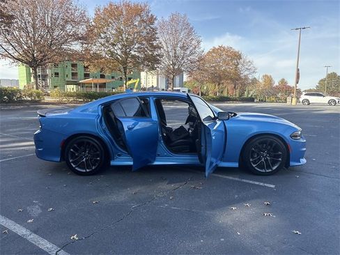 Used 2023 Dodge Charger Scat Pack w/ Plus Group image 10