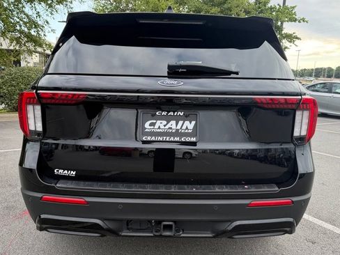 Used 2025 Ford Explorer ST-Line w/ Premium Package RWD image 6