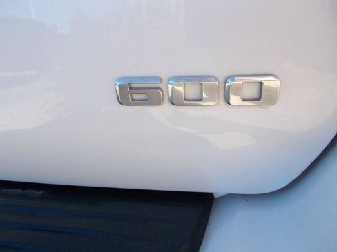 Used 2021 Cadillac Escalade Premium Luxury Platinum image 9