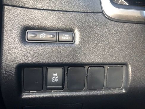 Used 2018 Nissan Murano SV image 42