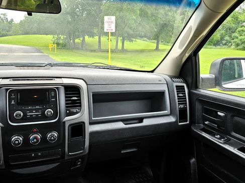 Used 2014 RAM 1500 Tradesman w/ Popular Equipment Group image 28