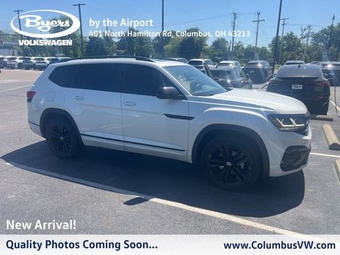 Used 2022 Volkswagen Atlas SEL R-Line AWD/4WD image 1