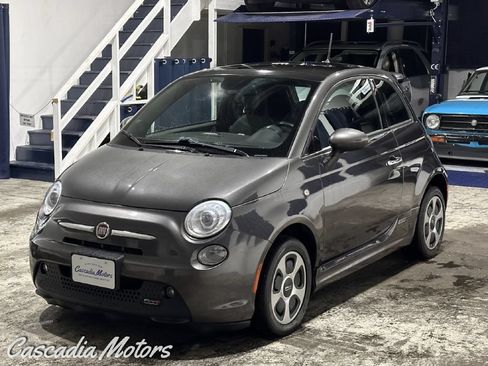Used 2014 FIAT 500 e FWD image 3