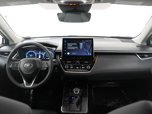 Used 2026 Toyota Corolla Cross XLE w/ Convenience Package image 13