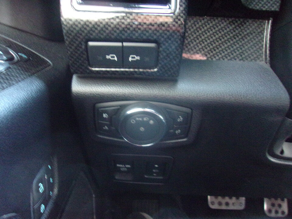Used 2018 Ford F150 Lariat w/ Equipment Group 502A Luxury AWD/4WD image 21